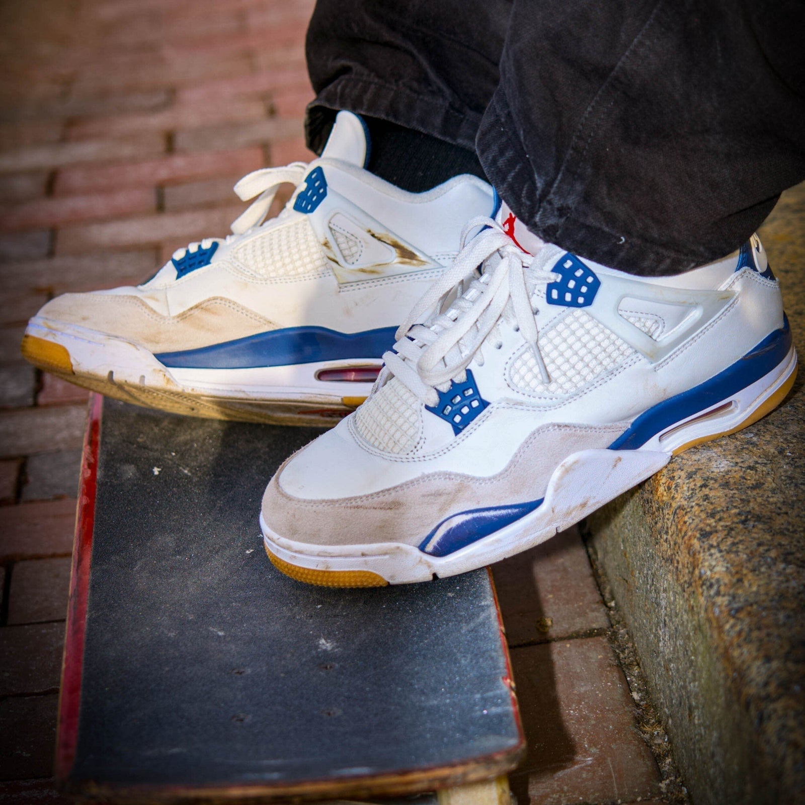 Nike SB Jordan IV Navy Raffle Info