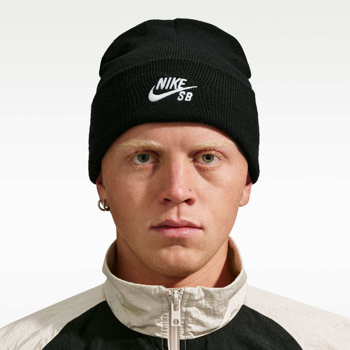 Nike SB Peak Skate Beanie Black/White