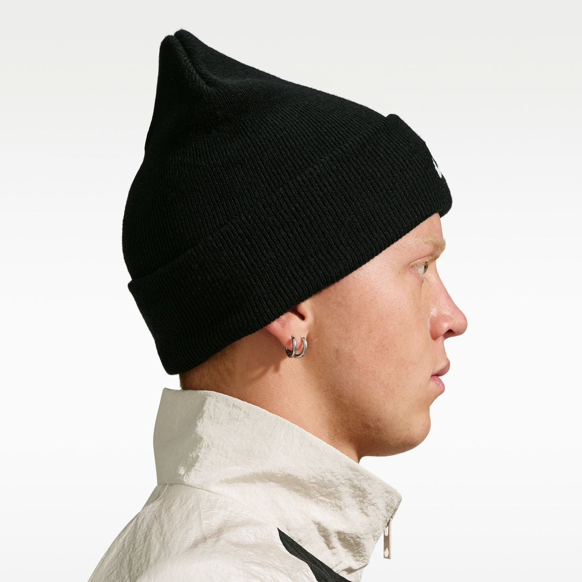 Nike SB Peak Skate Beanie Black/White