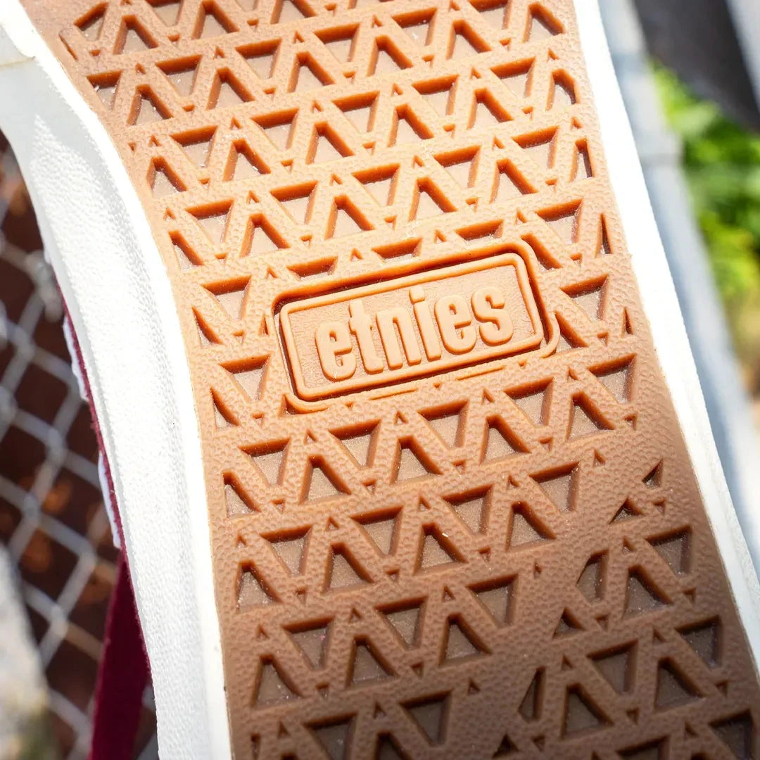 Etnies LoCut Vulc Red/White footwear Etnies 