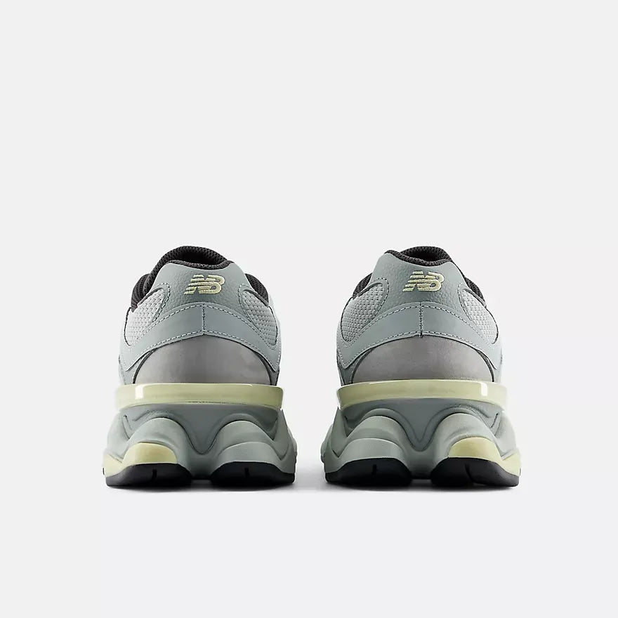 New Balance 9060 Silver Moss/Morel