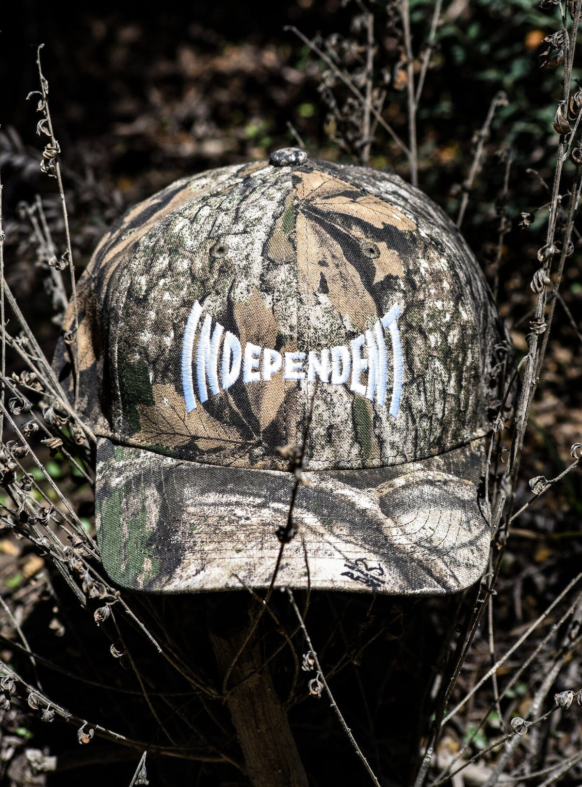 Independent Span Logo Snapback Hat RealTree Camo hats Independent 