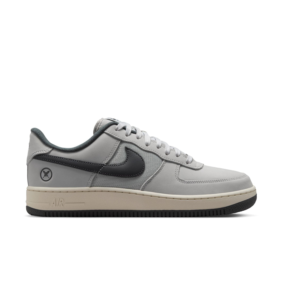 Nike SB Air Force 1 x Yuto White/Iron Grey/Coconut Milk footwear Nike SB 