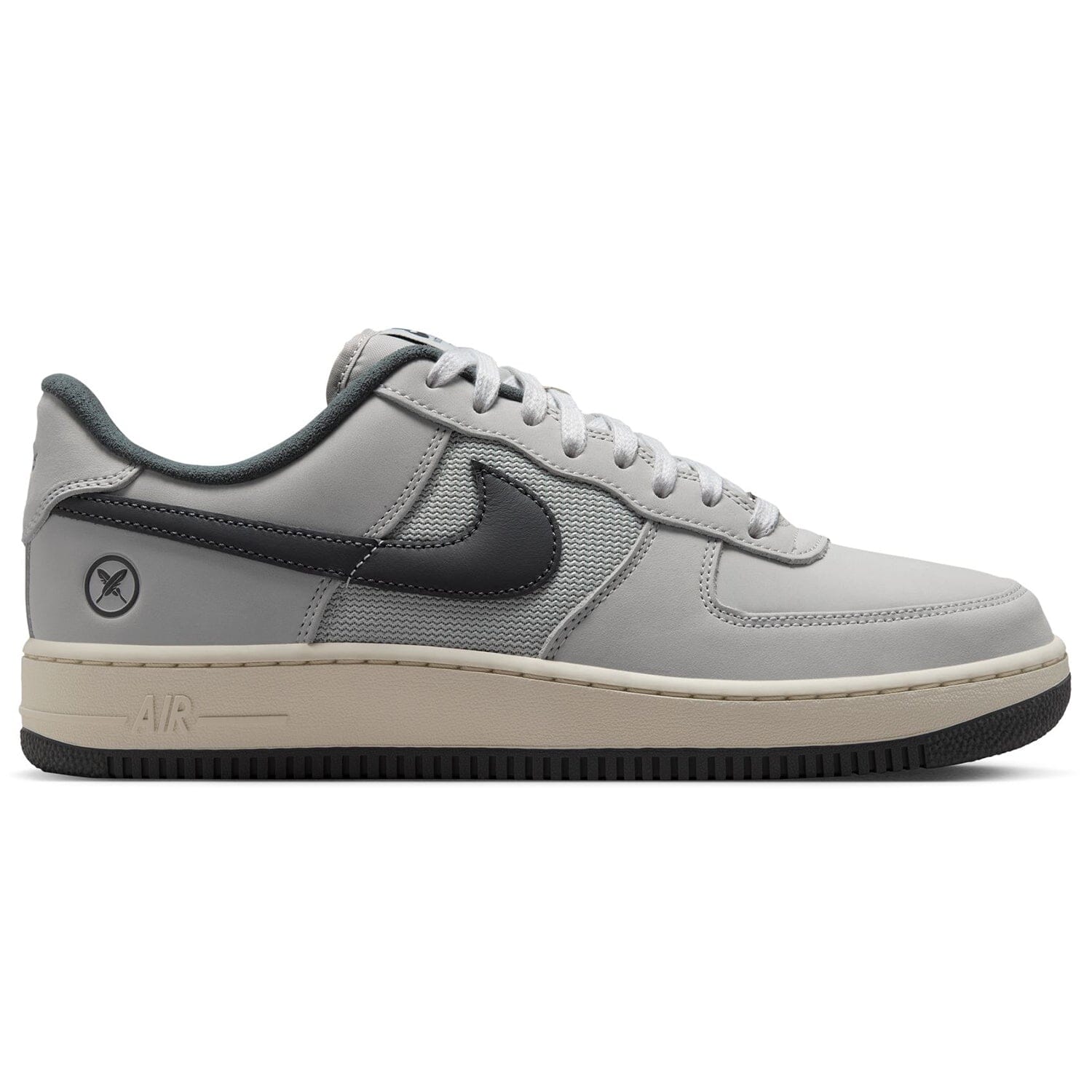 Nike SB Air Force 1 x Yuto White/Iron Grey/Coconut Milk footwear Nike SB 