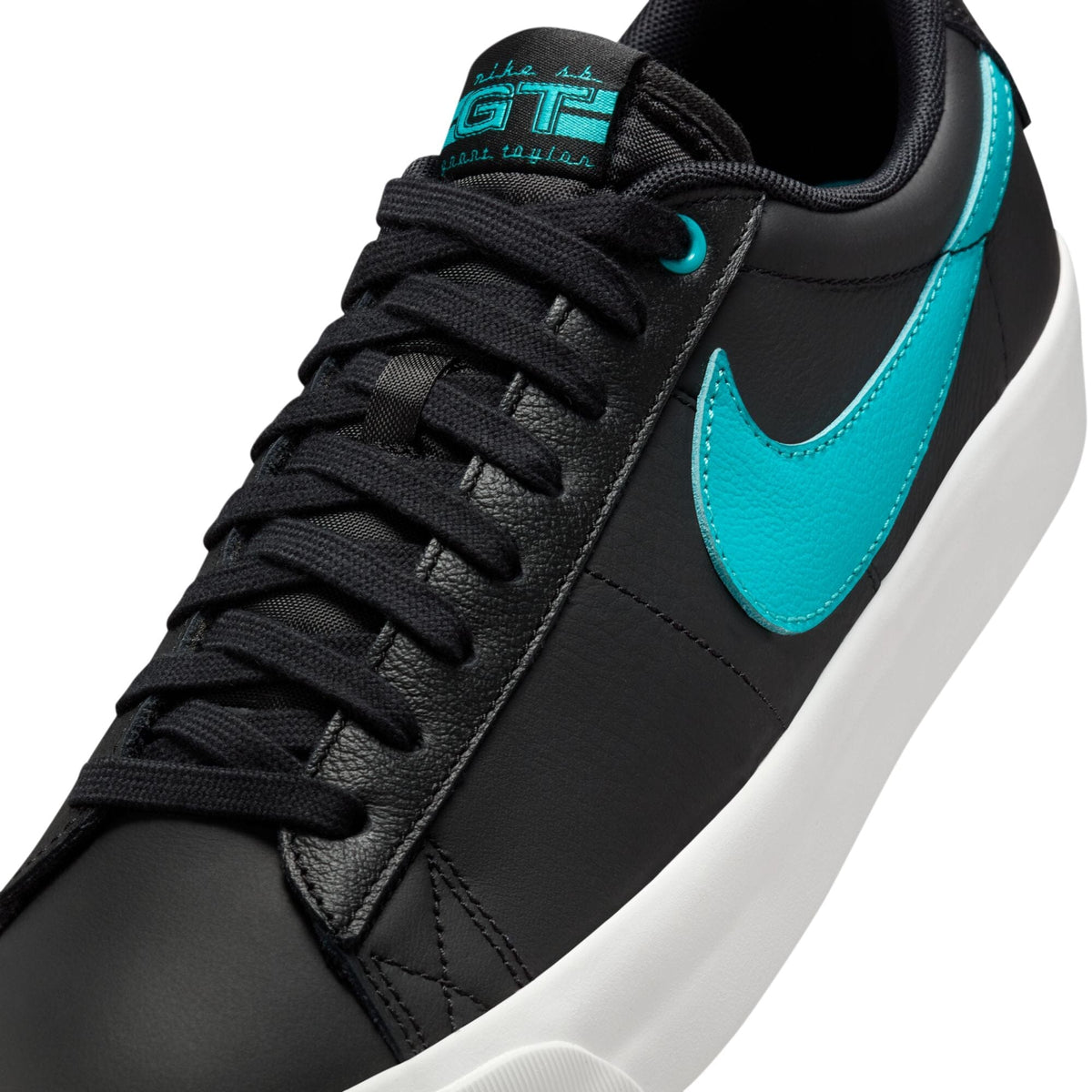 Nike SB Blazer Low Pro GT Black/Dusty Cactus/Summit White footwear Nike SB 