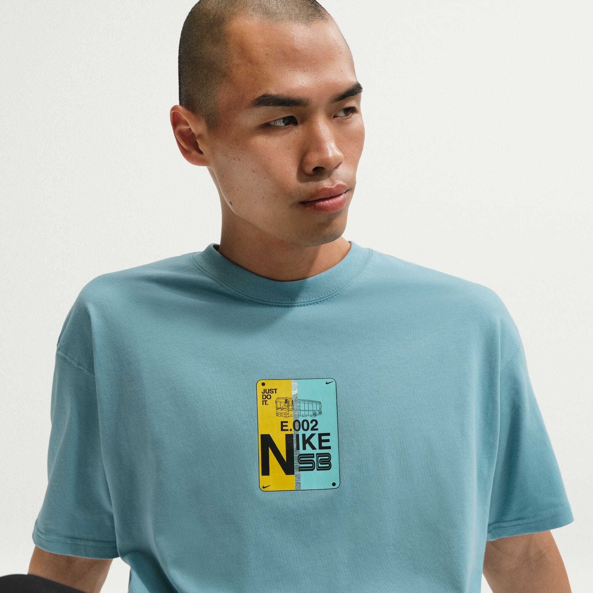ヘインズ社製 Tシャツ NIKE EVART SEGUSO BASSETT Nike SB Bus Pass Skate Tee Denim Turquoise - Coureur Goods