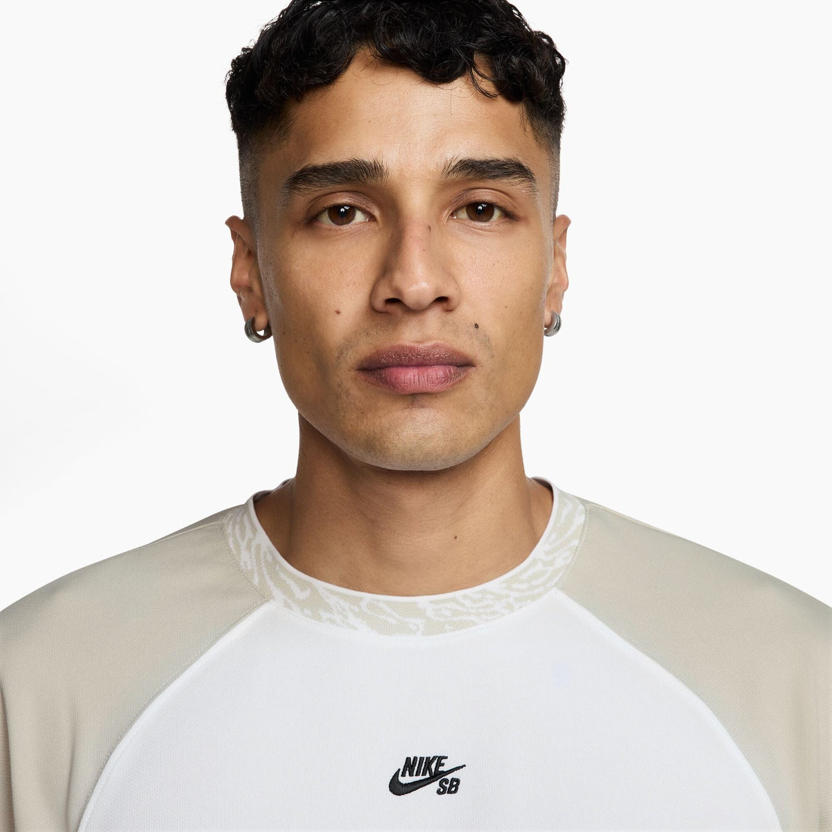 Nike SB Dri-FIT Knit Skate Jersey White/Light Bone/Black shirts Nike SB 
