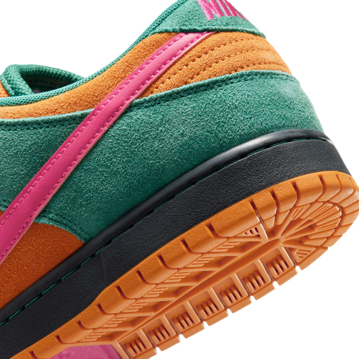 Nike SB Dunk Low Pro Green Noise/Watermelon/Light Curry footwear Nike SB 