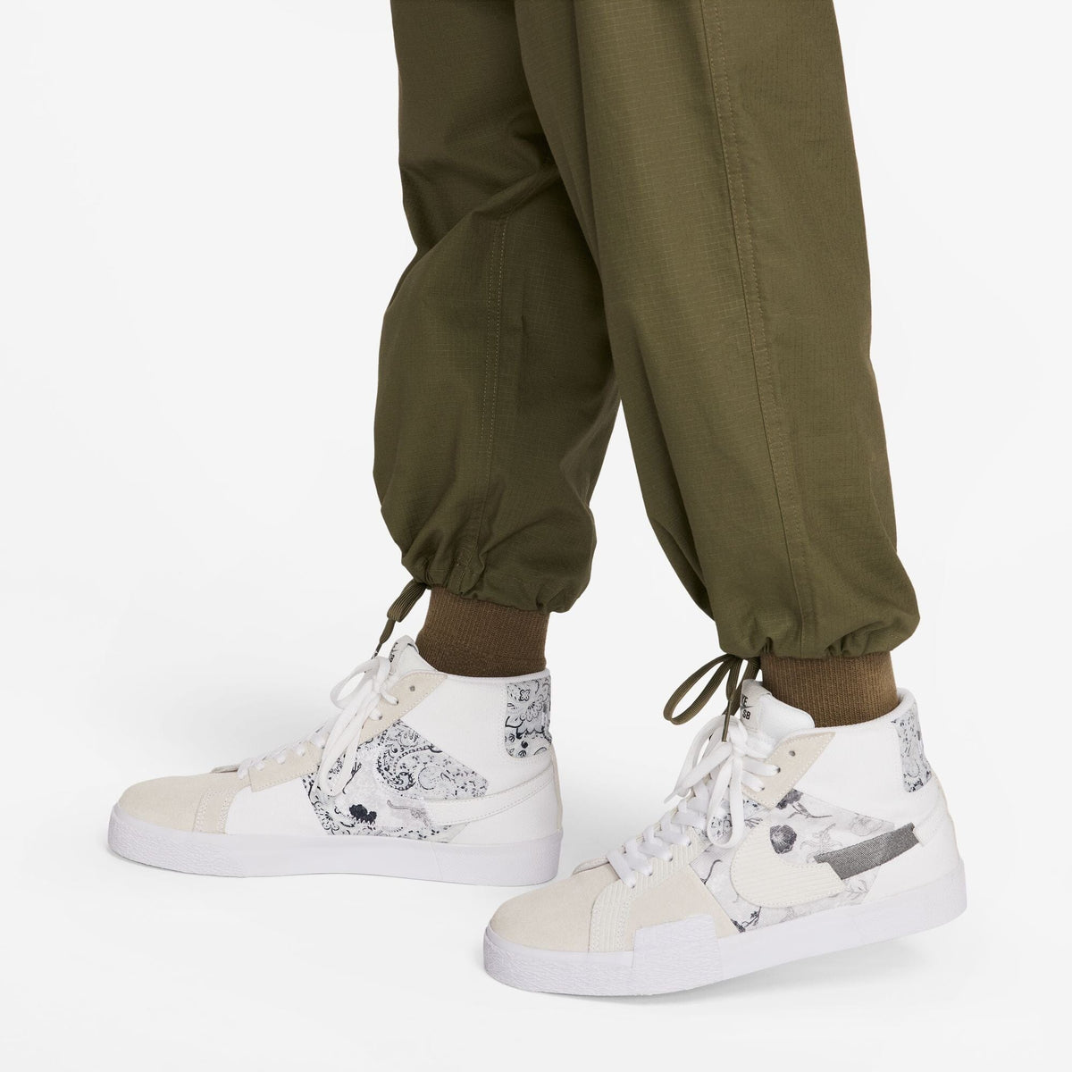 Nike SB Kearny Cargo Pant Medium Olive Pants Nike SB 