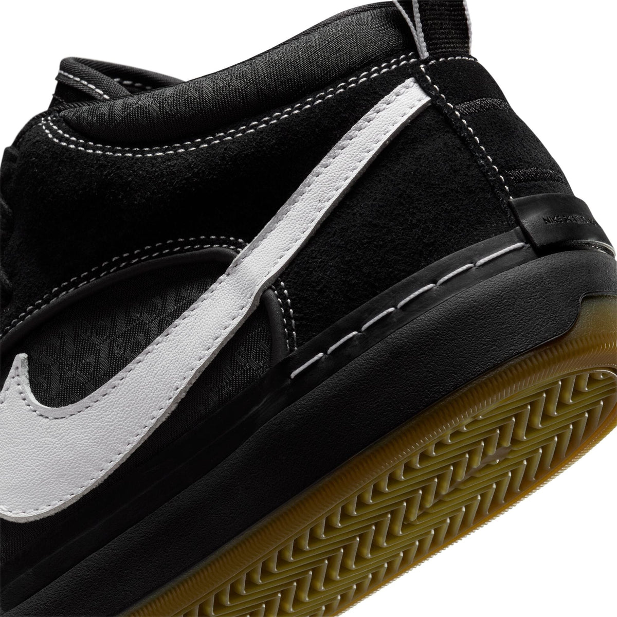 Nike SB React Leo Black/White/Gum Light Brown footwear Nike SB 