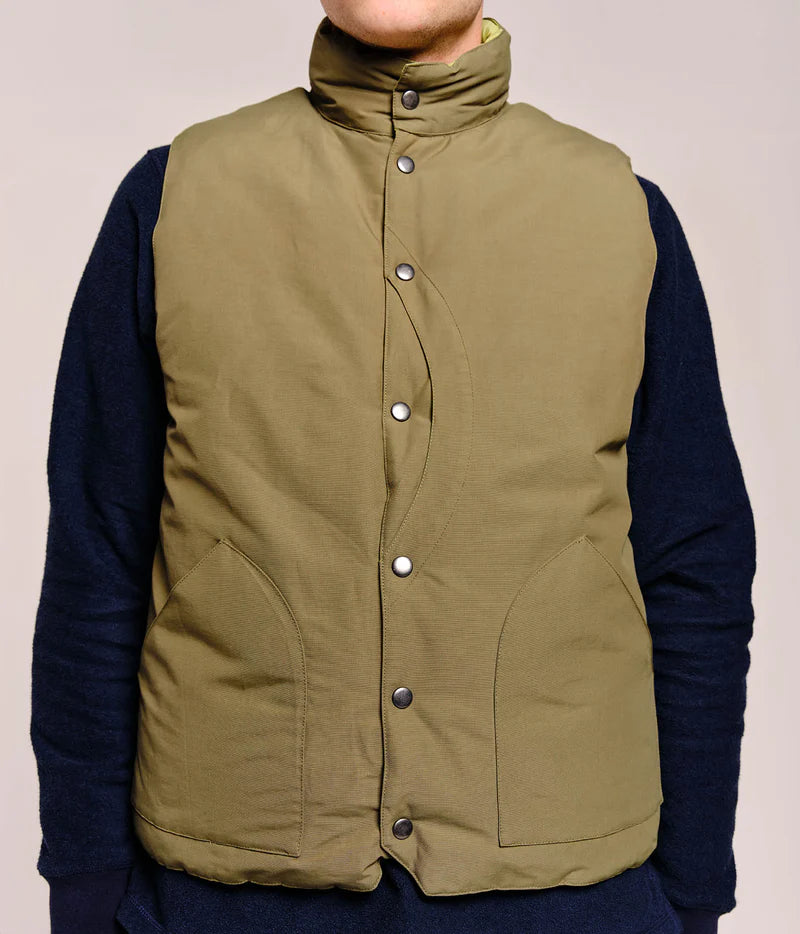 Pop Trading Co Quilted Reverisble Vest Four Leaf Clover jackets Pop Trading Co 