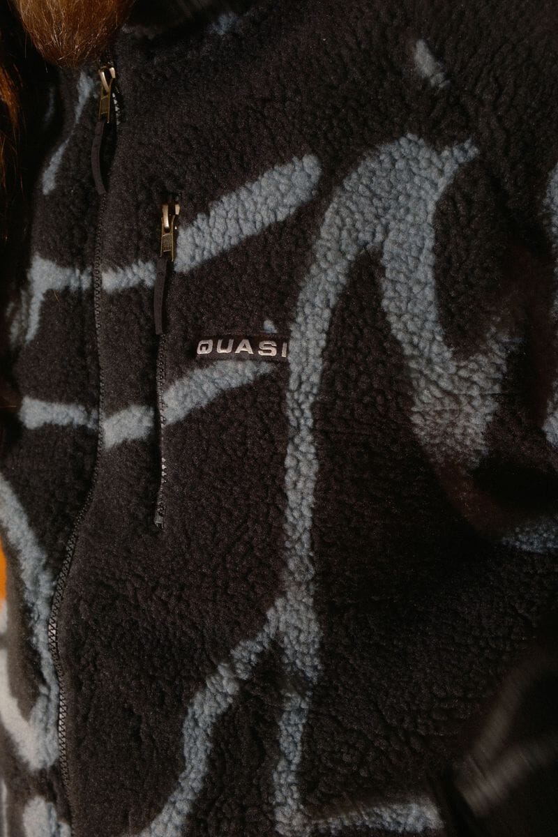 Quasi Mica Sherpa Full Zip Jacket Black jackets Quasi 