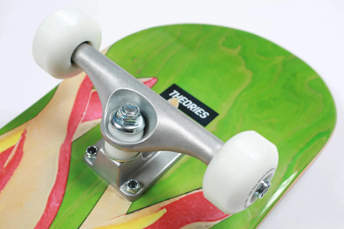 Theories Oh No! Complete Skateboard 7.25 completes Theories 